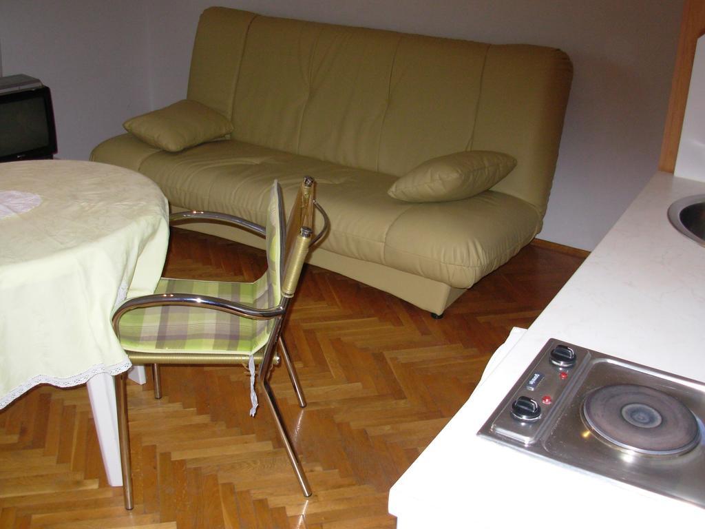 Apartment Karmen Trogir Habitación foto